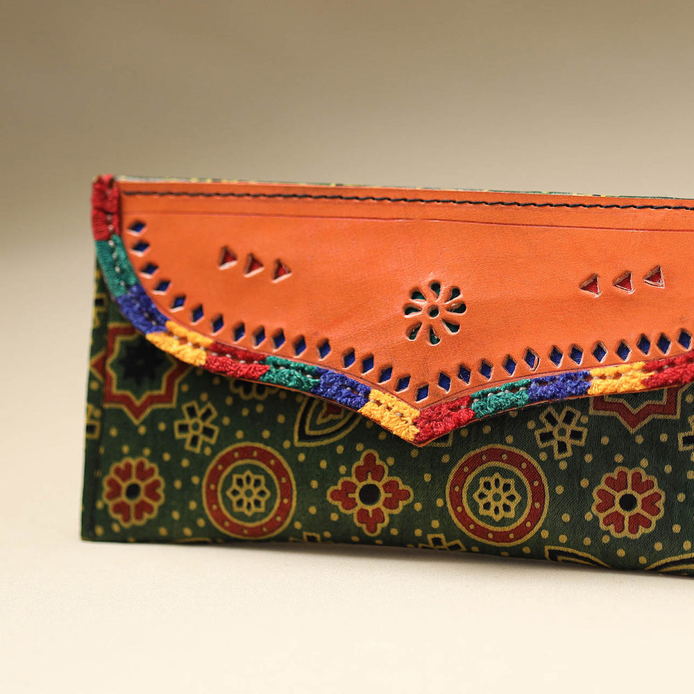 kutch leather wallet