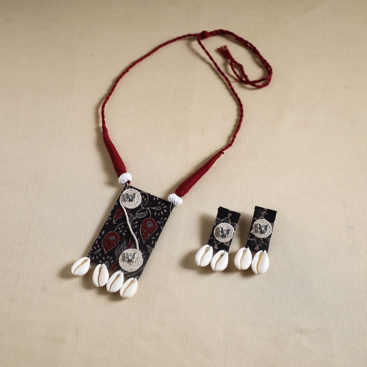 Buy Handmade Shell Work Fabart Necklace Set