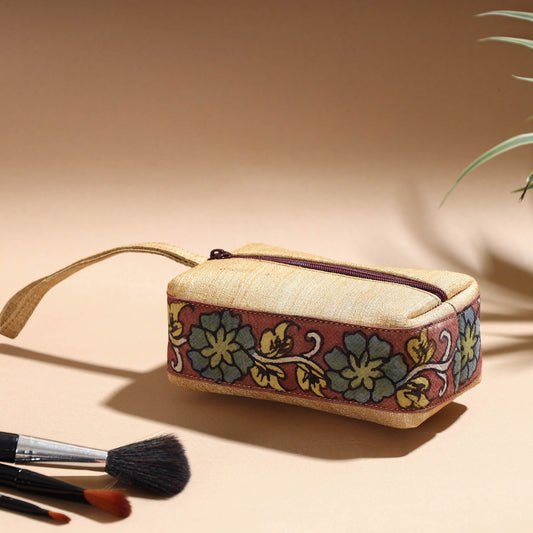 multipurpose toiletry pouch