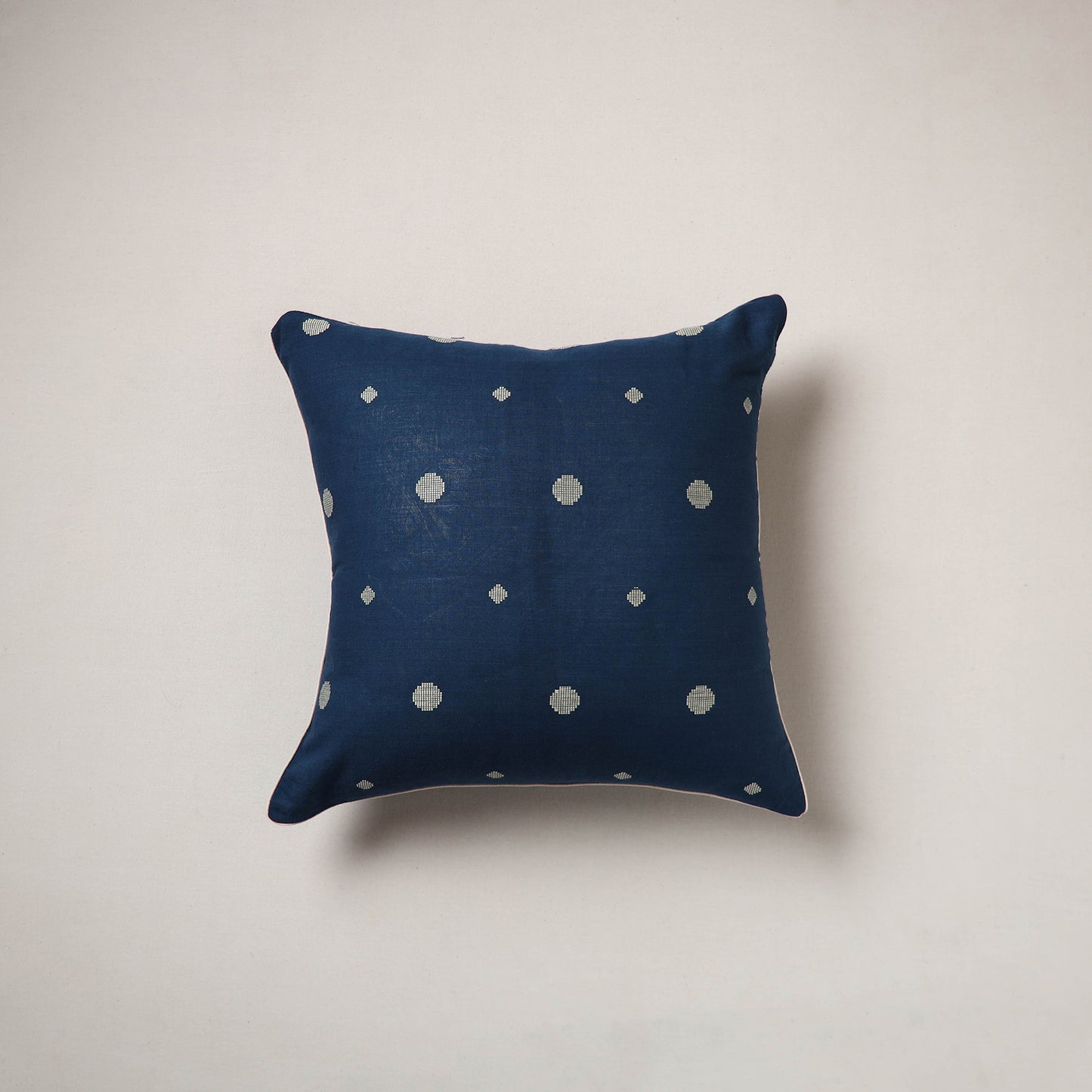 Jacquard Cushion Cover (16 x 16 in) 03