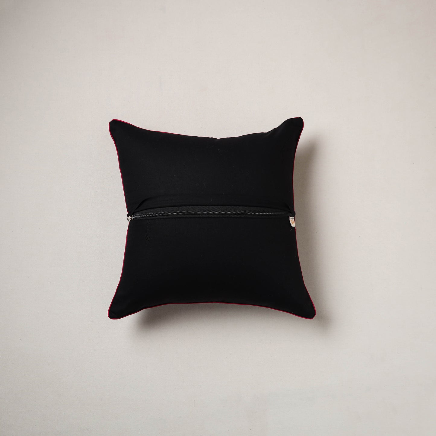Jacquard Cushion Cover (16 x 16 in) 05