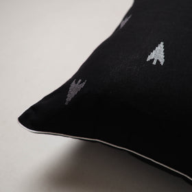 Jacquard Cushion Cover (16 x 16 in) 06