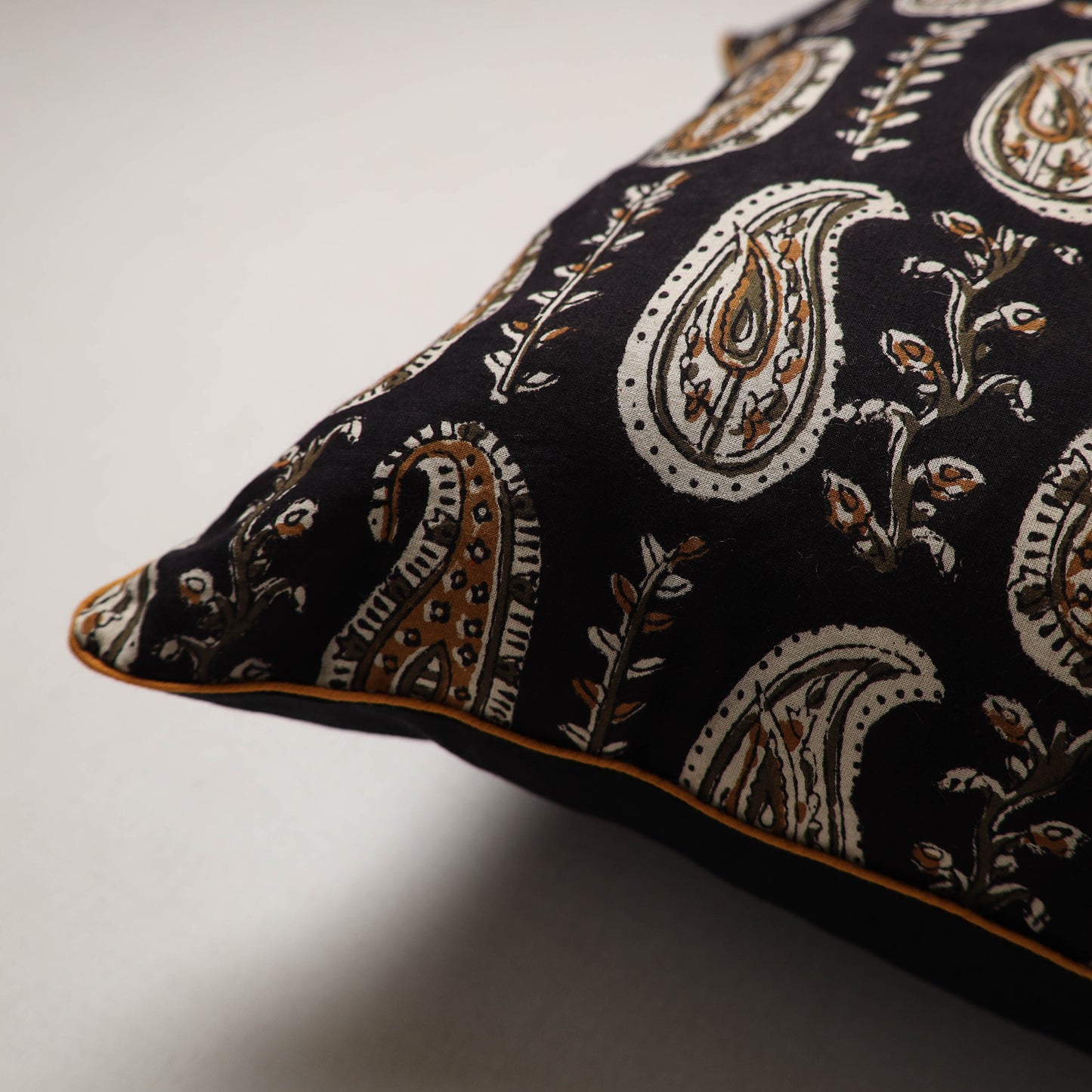 Bagru Print Cushion Cover (16 x 16 in) 27
