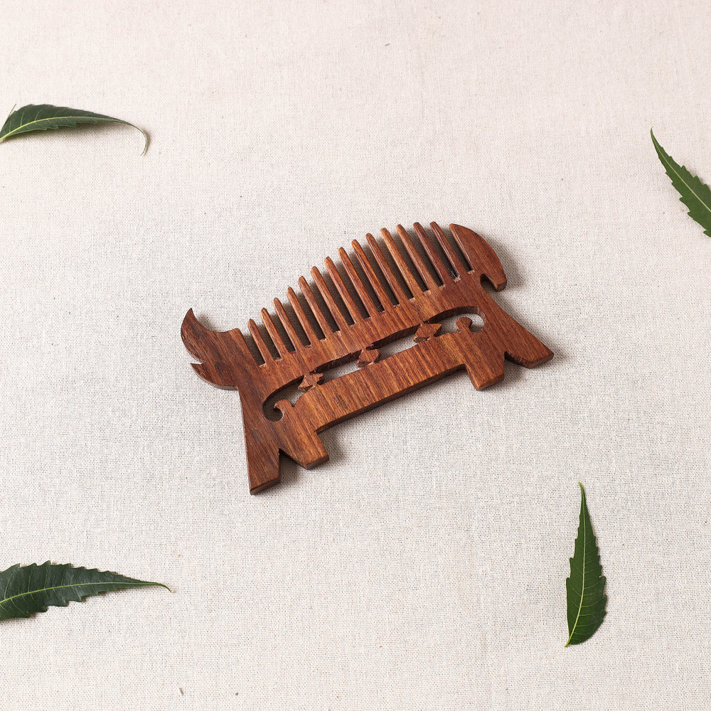 wooden comb 