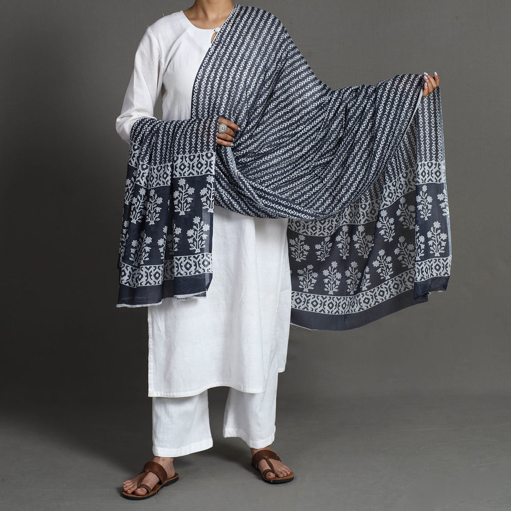 mul cotton dupatta