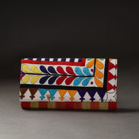 embroidery clutch 