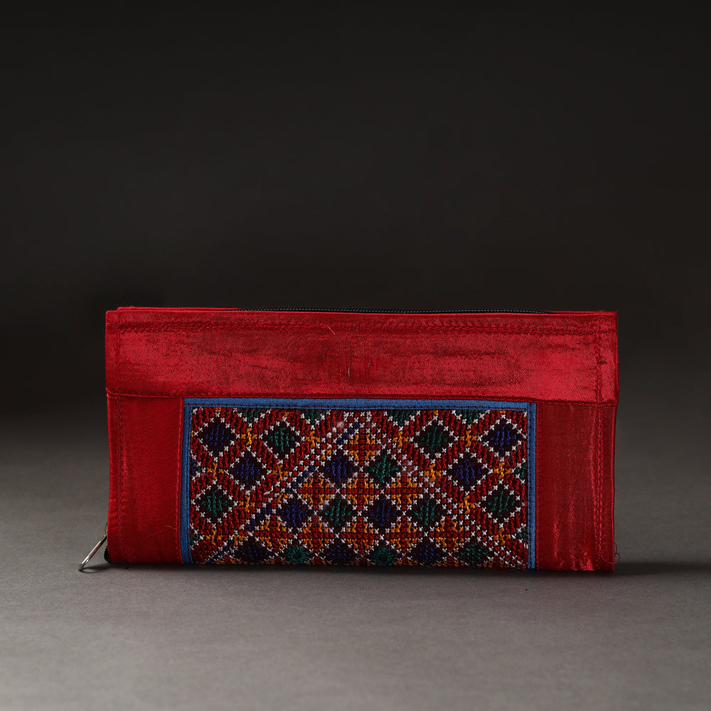 Embroidery Clutch
