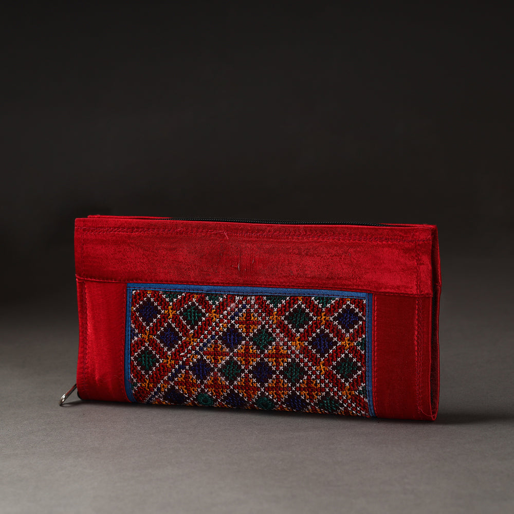 Embroidery Clutch
