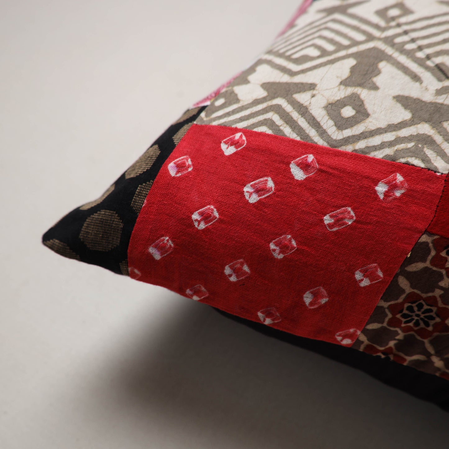 Patchwork Cushion Cover (16 x 16 in) 50