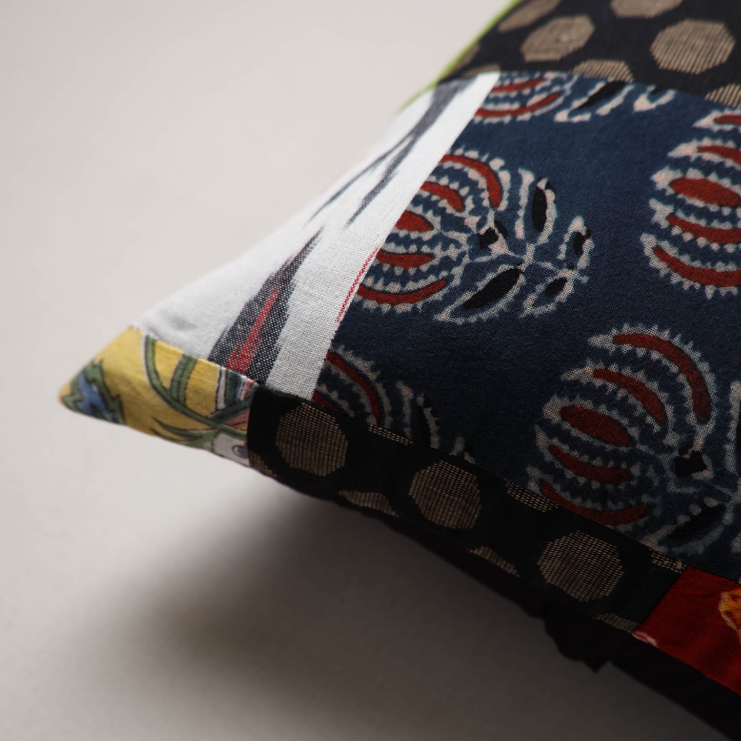 Patchwork Cushion Cover (16 x 16 in) 78