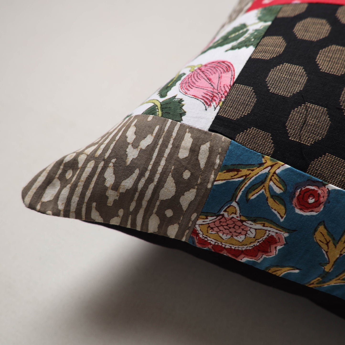 Patchwork Cushion Cover (16 x 16 in) 80