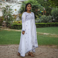 chikankari embroidered kurta