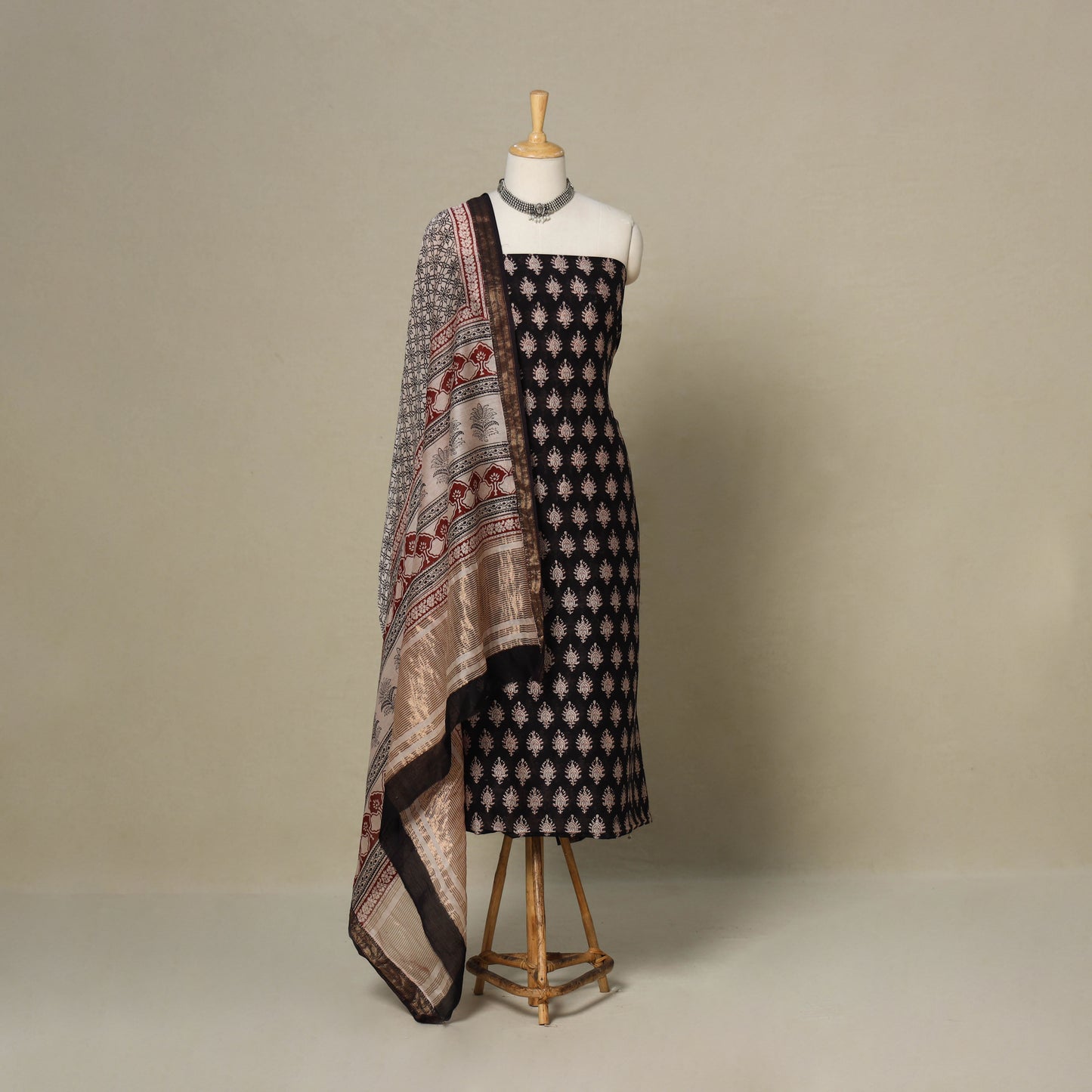 Black - 3pc maheshwari silk unstitched bagh dress material