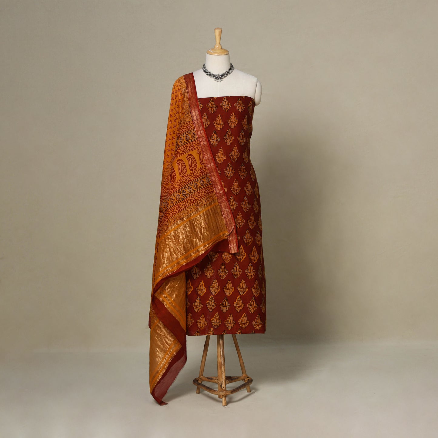 Red - 3pc maheshwari silk unstitched bagh dress material 05