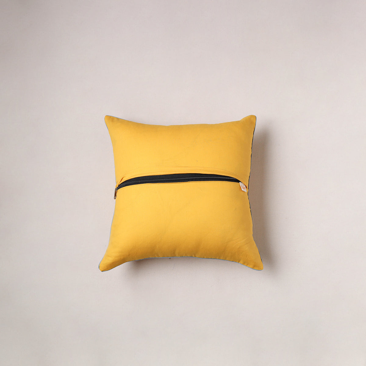 Jacquard Cushion Cover (16 x 16 in) 101