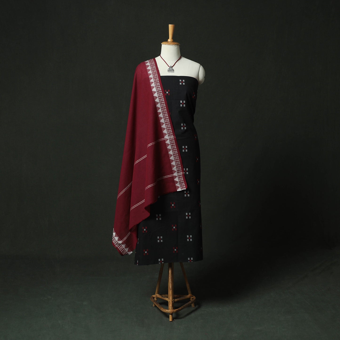 Black - Jacquard Woven 2pc Cotton Unstitched Dress Material Kurta Set with Jewellery 13
