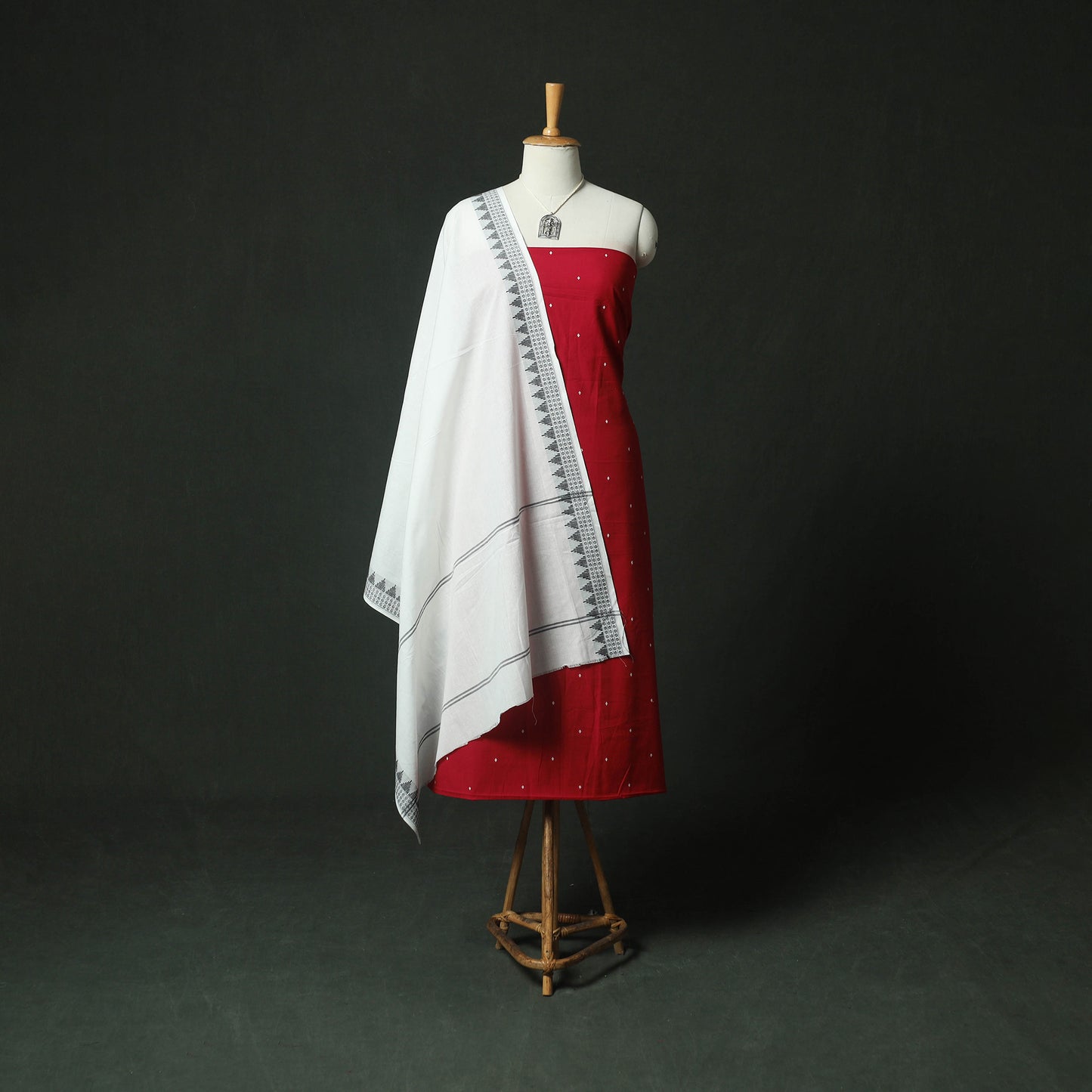 Jacquard Woven 2pc Cotton Unstitched Dress Material Kurta Set with Jewellery 16
