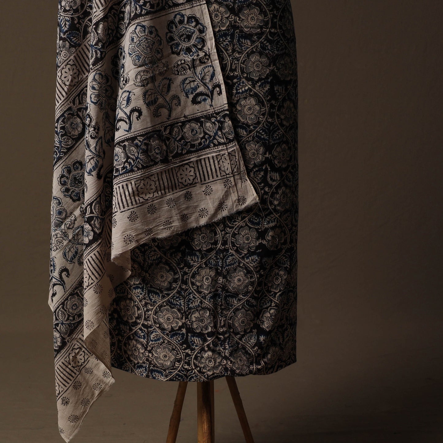 Pedana Hand Block Print Natural Dyed Cotton Kalamkari 2pc Unstitched Dress Material Kurta Set 22