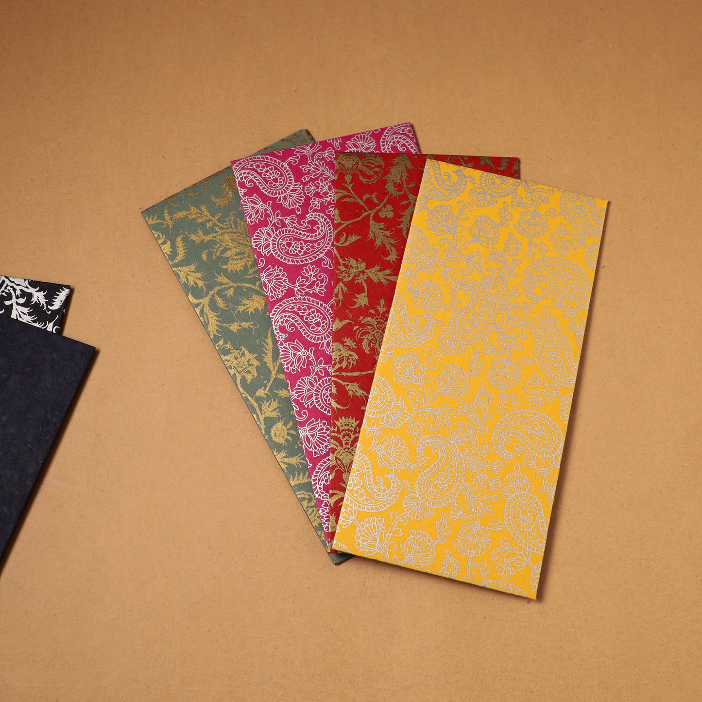 Floral Print Handcrafted Notecards with Envelopes (Set of 5) 28