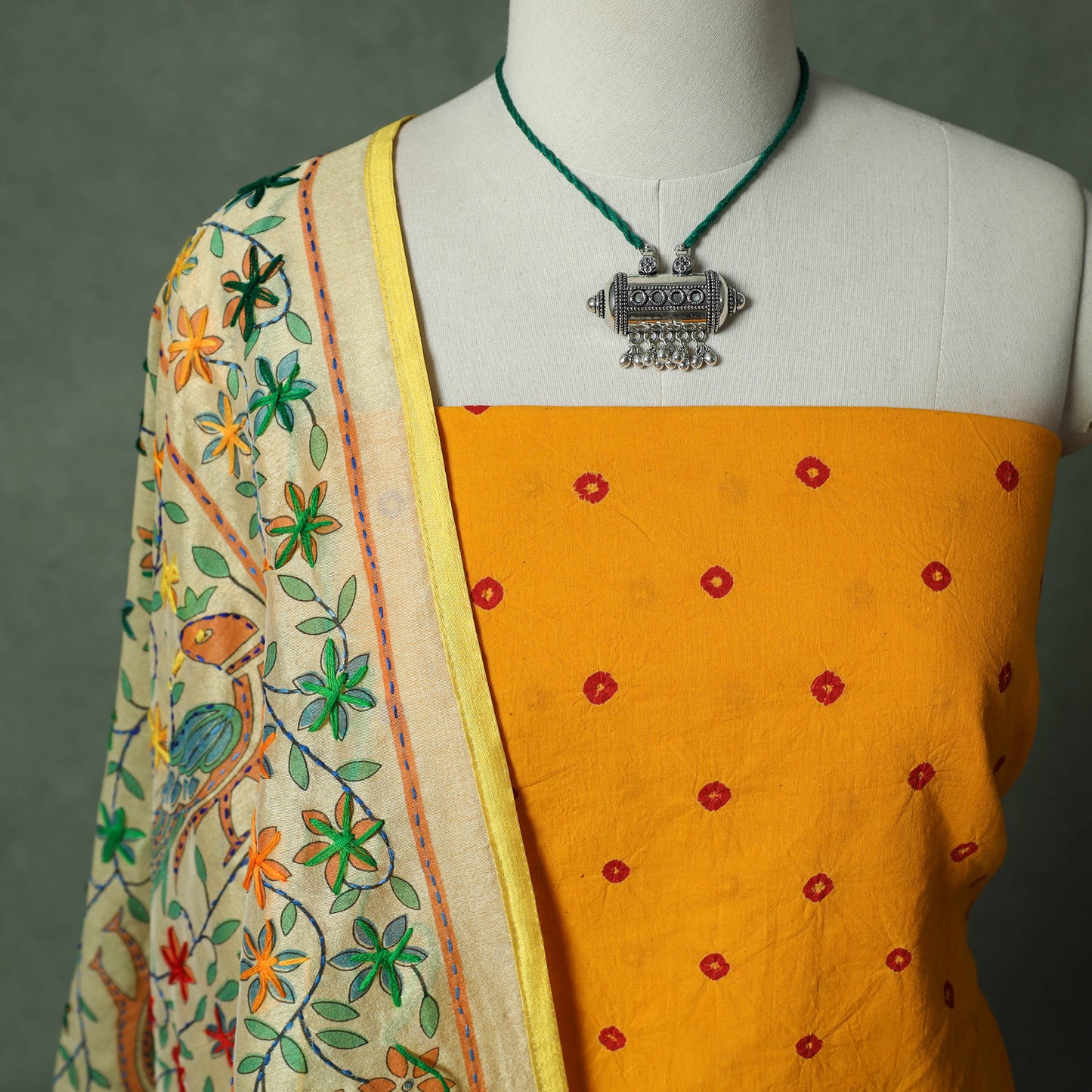 Kutch Bandhani Tie-Dye Pure Mul Cotton 2pc Unstitched Dress Material Kurta Set with Jewellery 31