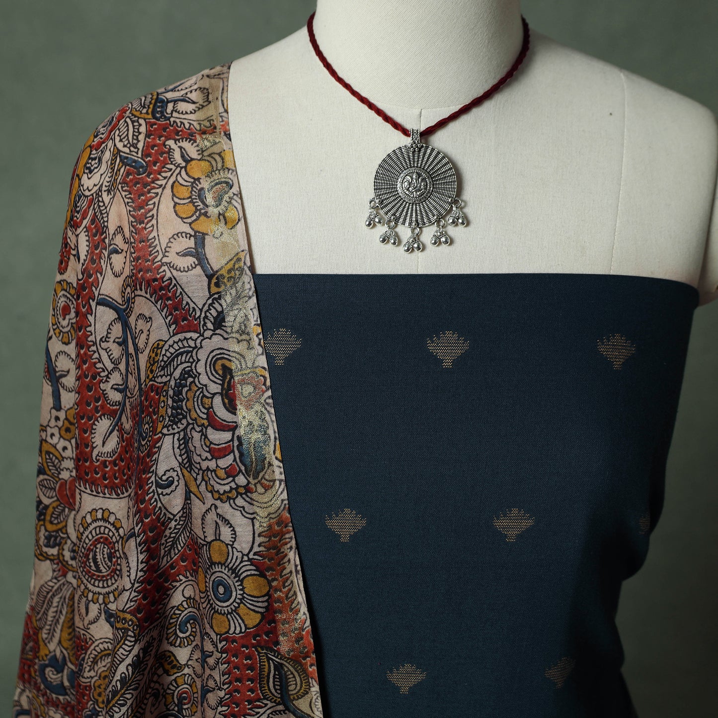 Jacquard Woven Cotton 2pc Unstitched Dress Material Kurta Set with Jewellery 06