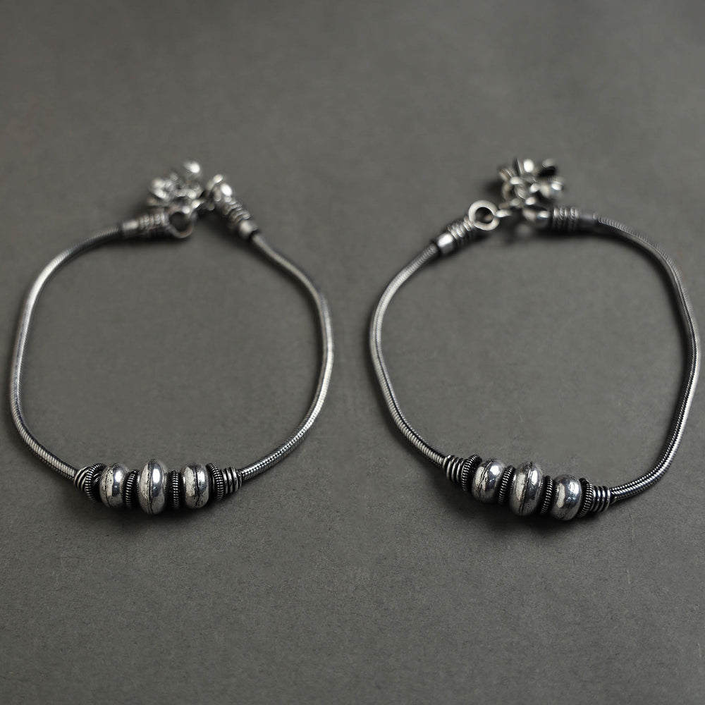 Antique Finish Oxidised White Metal Anklet Pair 15