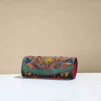 Authentic Kashmiri Crewel Embroidery Velvet Clutch 47