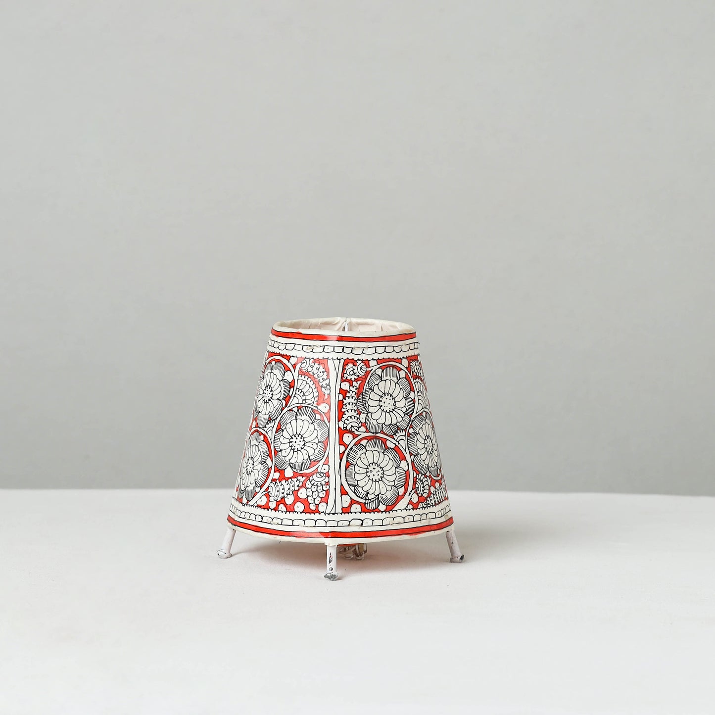 Handpainted Tholu Bommalata Leather Table Lamp (Small) 12