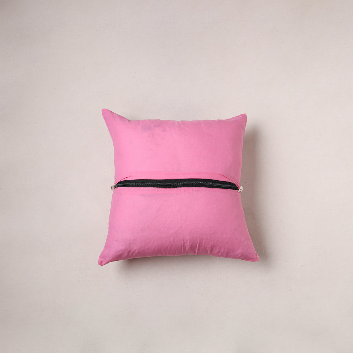Shibori tie-dye cushion cover (16 x 16 in) 200 - handcrafted