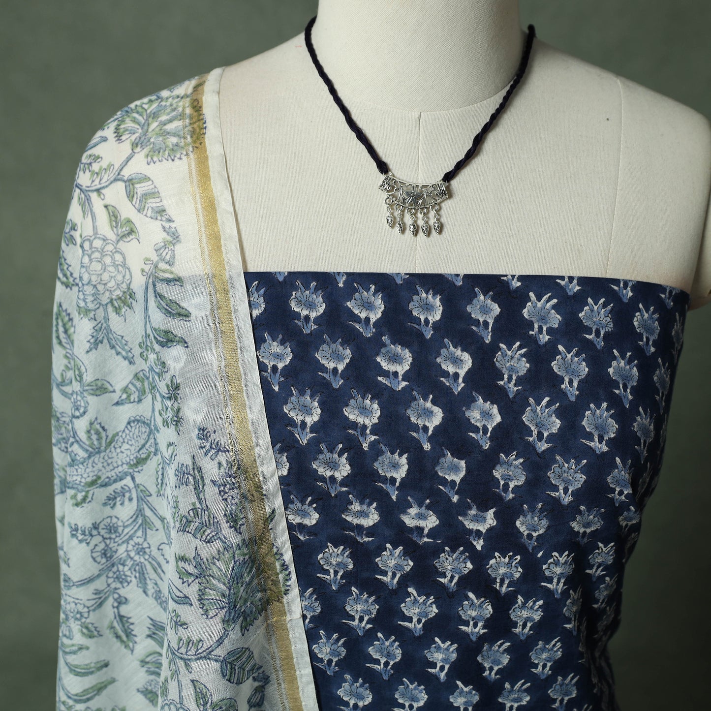 Sanganeri Hand Block Print 2pc Cotton Unstitched Dress Material Kurta Set with Jewellery 03