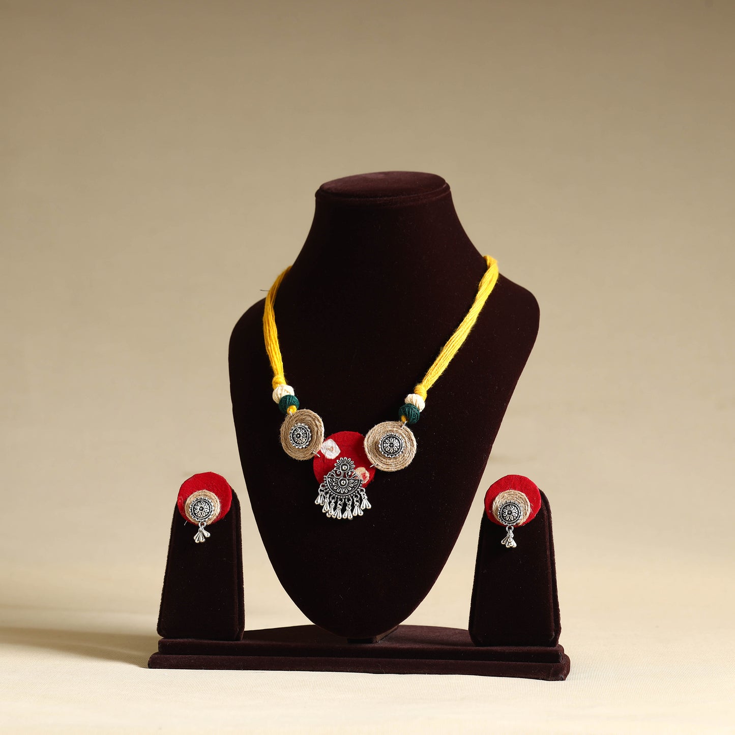  Handmade GS Jute Fabart Necklace Set