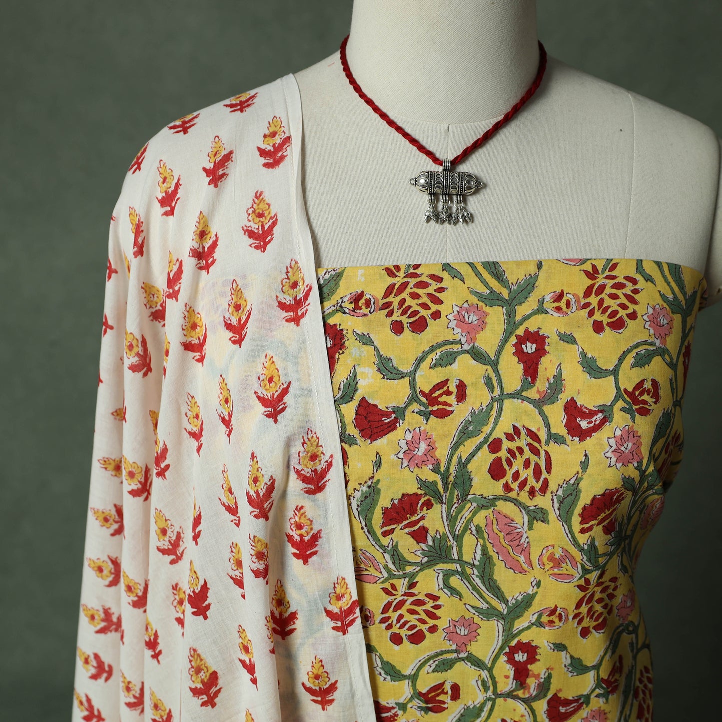 Sanganeri Hand Block Print 2pc Cotton Unstitched Dress Material Kurta Set with Jewellery 08