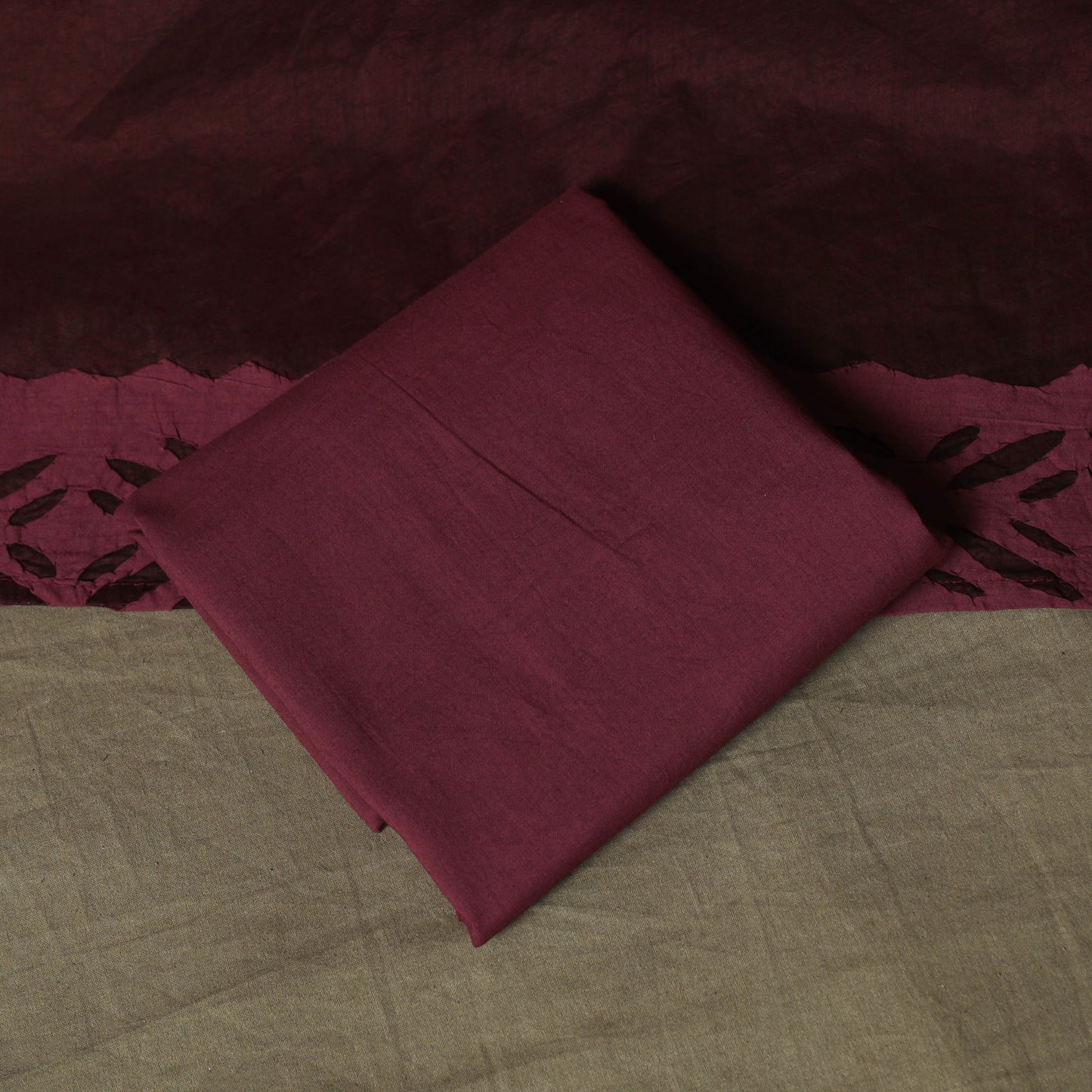 Maroon - Barmer Applique Cutwork Cotton 3pc Unstitched Dress Material Suit Set 04