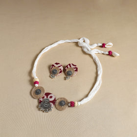 Buy Handmade GS Jute Fabart Necklace Set