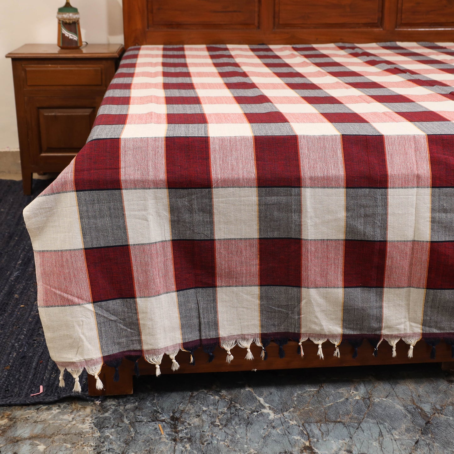 Red - double handloom cotton bed sheet (90 x 90 in) 138
