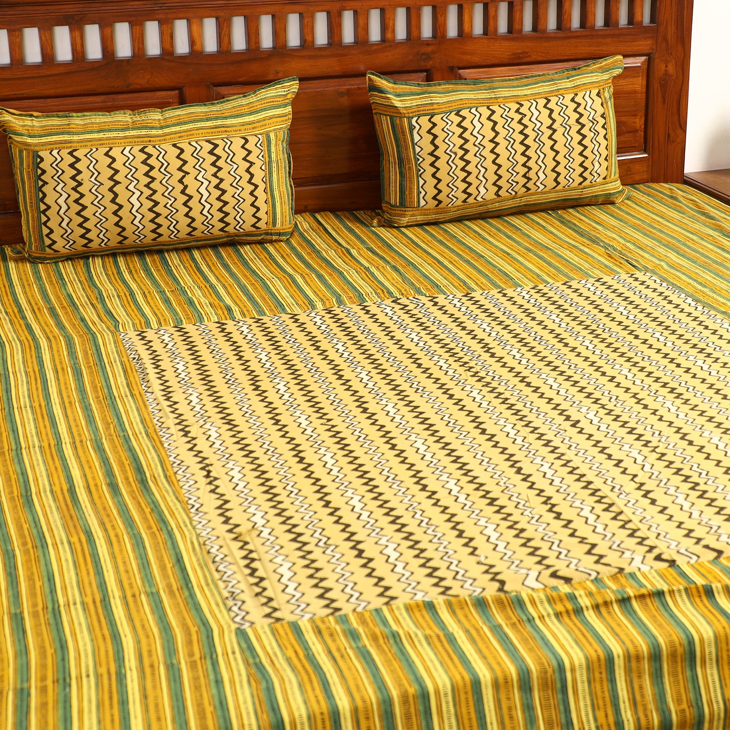 ajrakh double bed cover set
