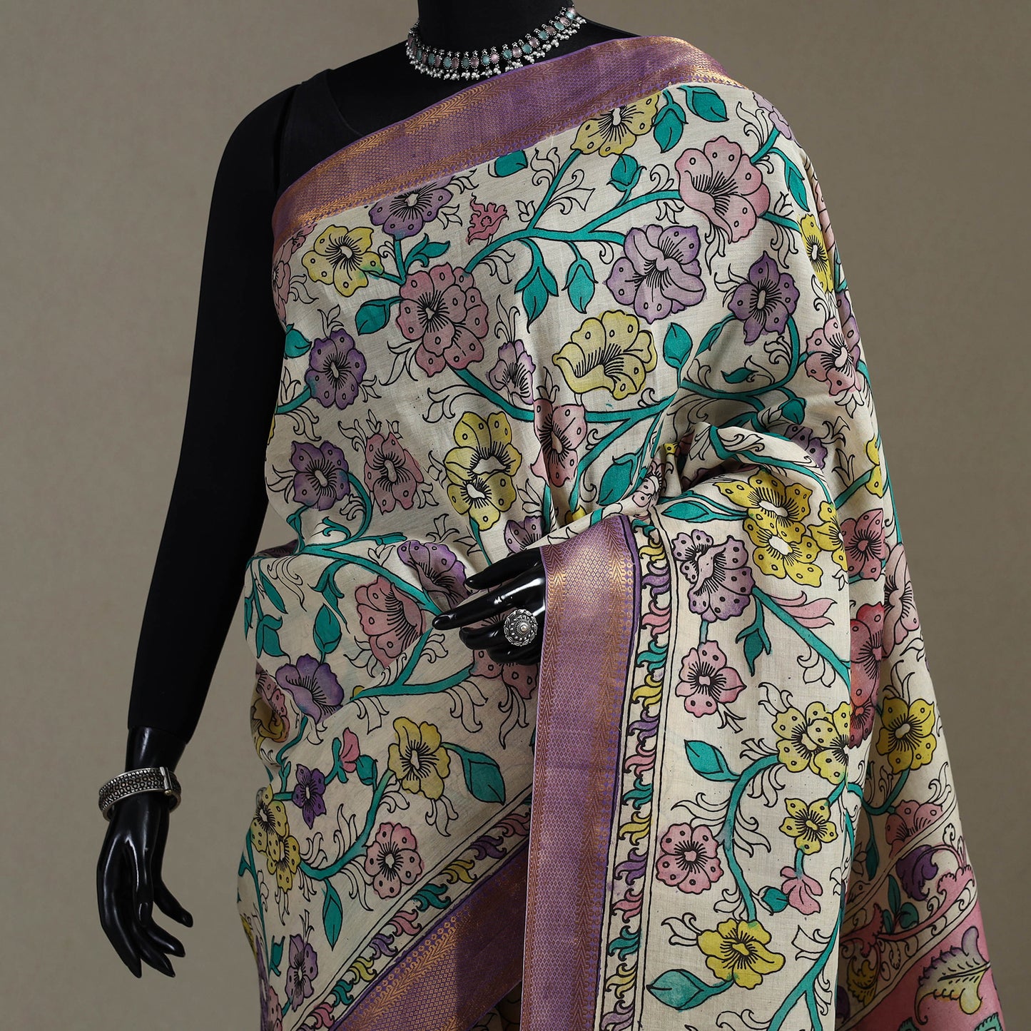 Srikalahasti Handpainted Natural Dyed Bangalore Silk Zari Border Pen Kalamkari Saree 06