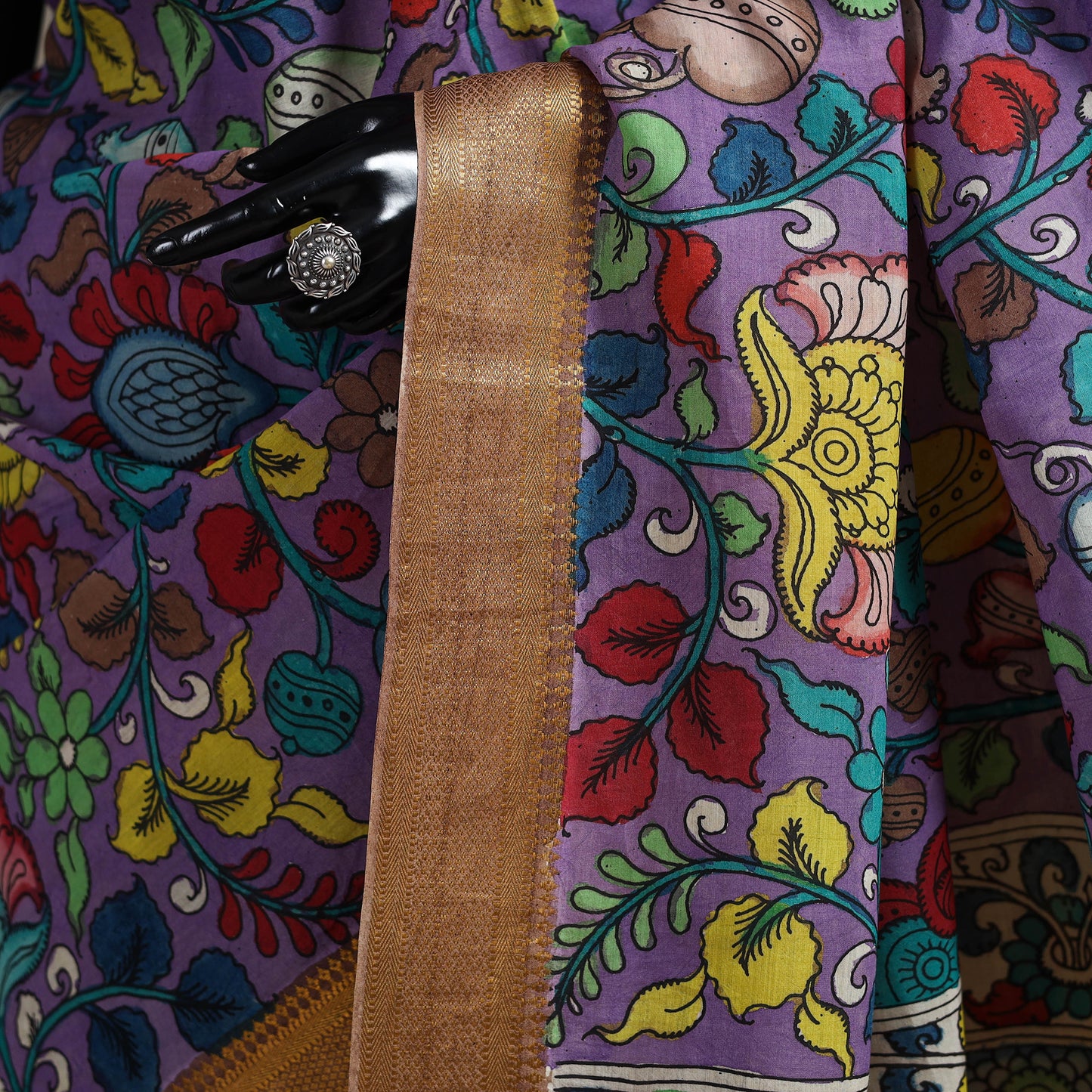 Srikalahasti Handpainted Natural Dyed Bangalore Silk Zari Border Pen Kalamkari Saree 07