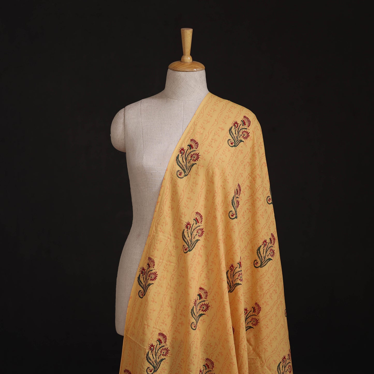 Hand Block Sanganeri Pure Cotton Floral Print Fabric 04