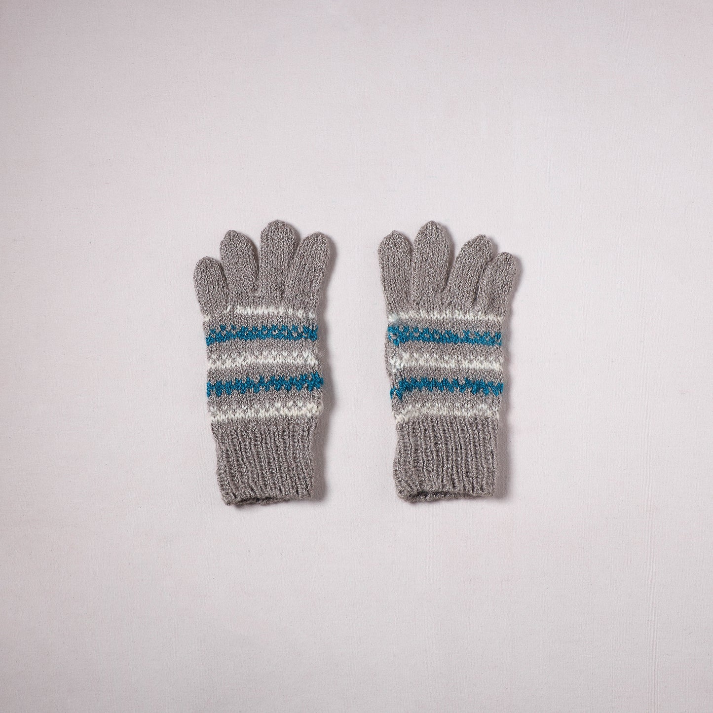 Kumaun Hand Knitted Acrylic Woolen Hand Gloves for Winter (Adult) 09