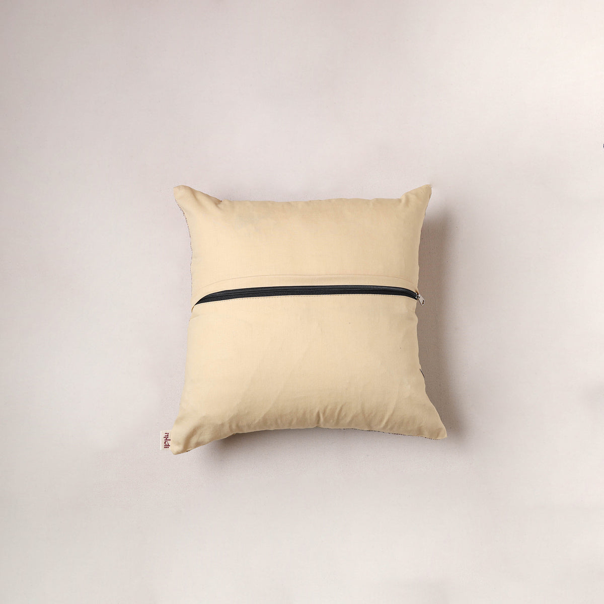 Running Stitch Plain Cushion Cover (16 x 16 in) 281