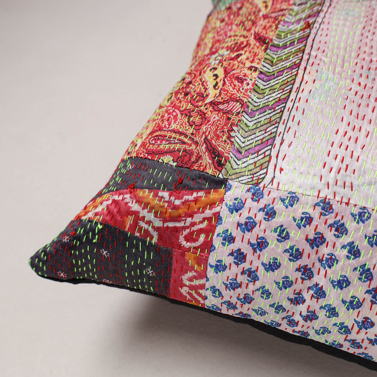 Tagai Patchwork Cushion Cover (16 x 16 in) 318