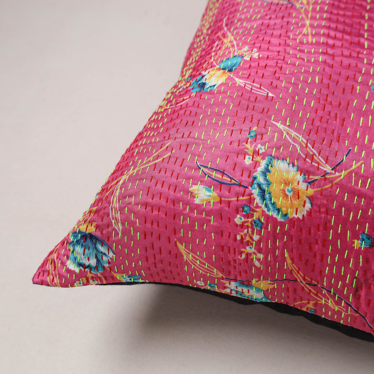 Tagai Patchwork Cushion Cover (16 x 16 in) 319