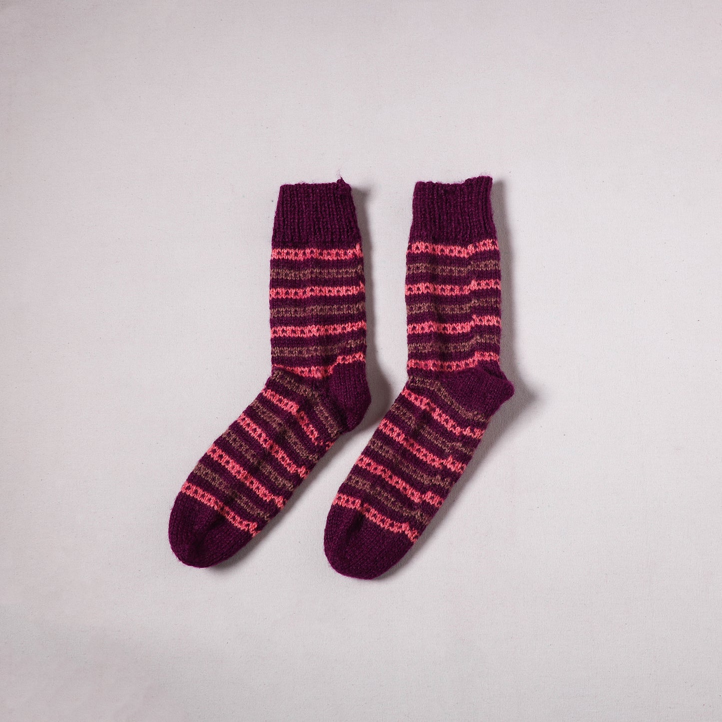 Acrylic Woolen Socks for Winter, Hand Knitted in Kumaun (Adults) 01