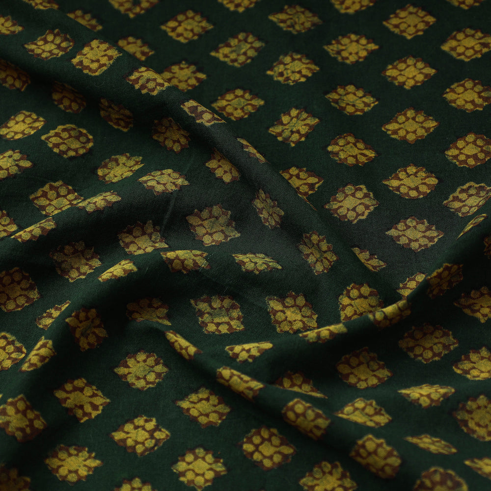 akola fabric