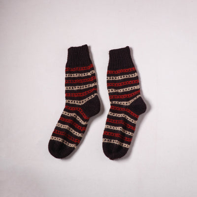 Acrylic Woolen Socks for Winter, Hand Knitted in Kumaun (Adults) 03