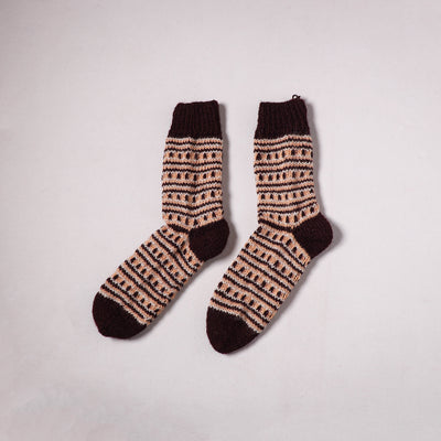 Acrylic Woolen Socks for Winter, Hand Knitted in Kumaun (Adults) 04