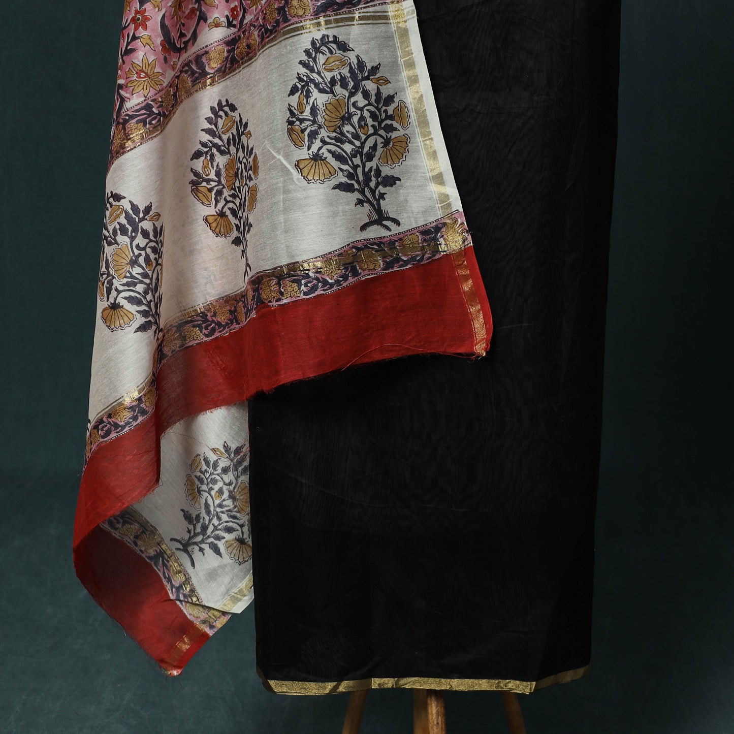 Handloom Chanderi Silk 2pc Unstitched Dress Material Kurta Set with Jewellery 11