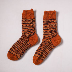 Acrylic Woolen Socks for Winter, Hand Knitted in Kumaun (Adults) 11