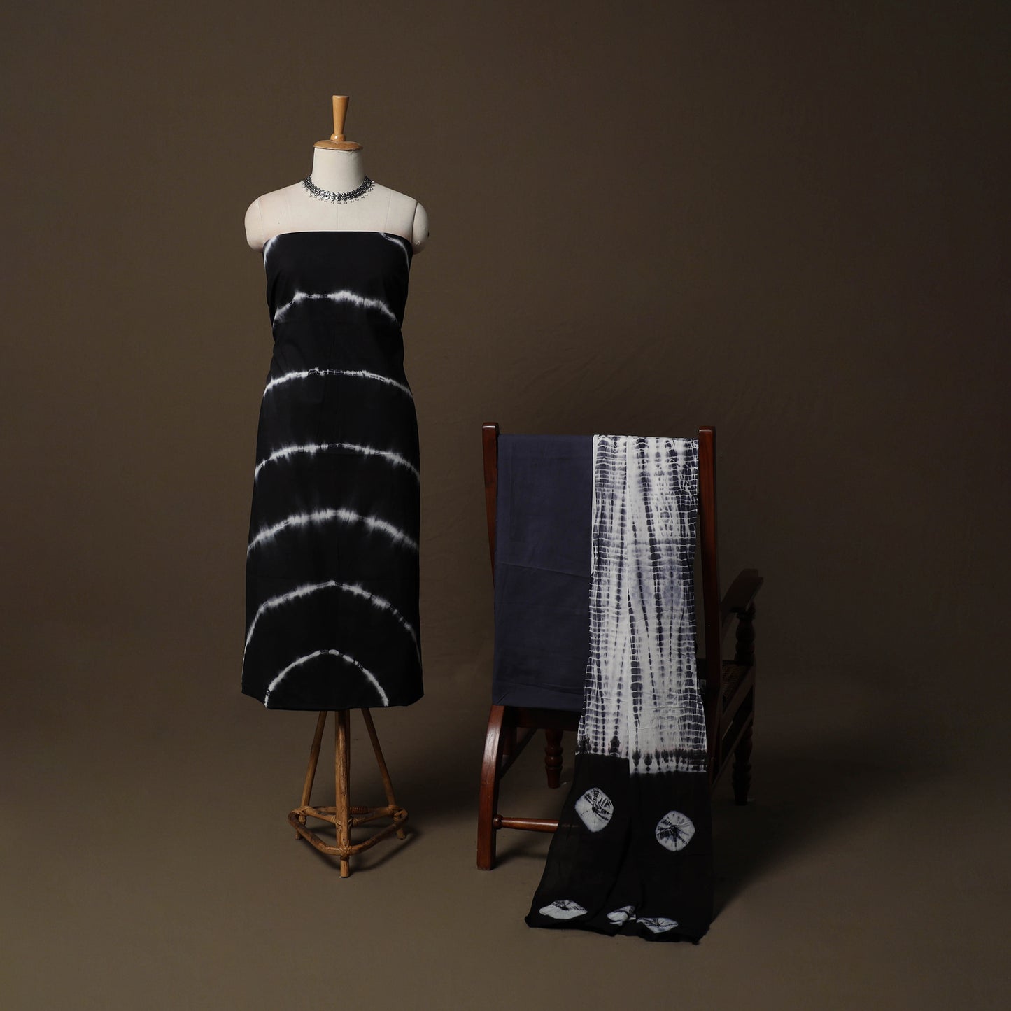 Shibori Tie-Dye Cotton 3pc Unstitched Dress Material Suit Set 21